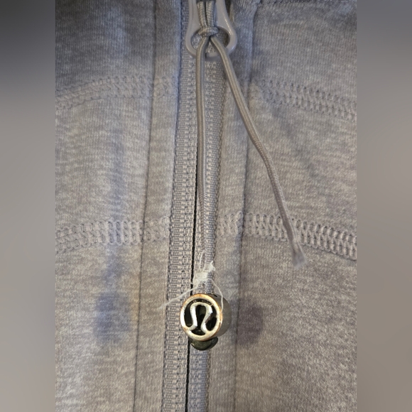Lululemon Stride Jacket Size 6? Grey Luon - Picture 3 of 6